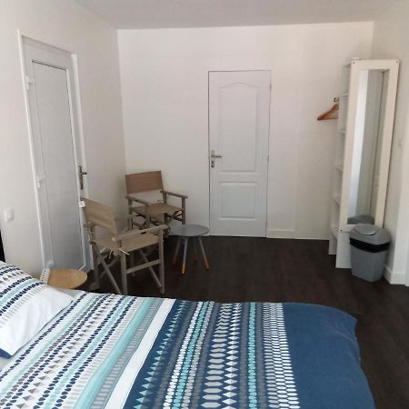 Le Cheminblanc Suite Parentale Saint-Sornin  Esterno foto